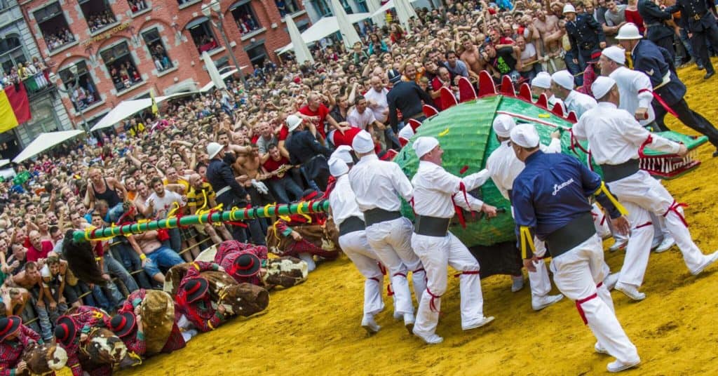 Mons, Belgique, Doudou,