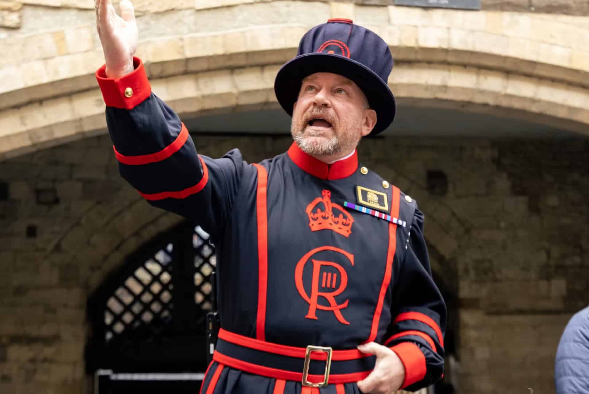 visite guidee de la tour de londres avec un beefeater