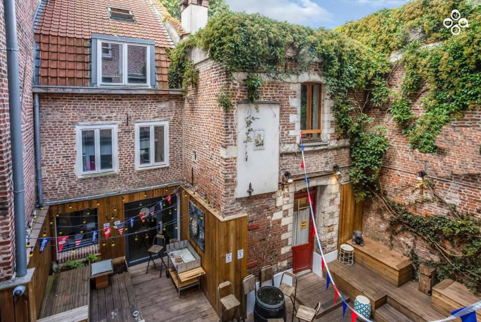 the people auberge de jeunesse