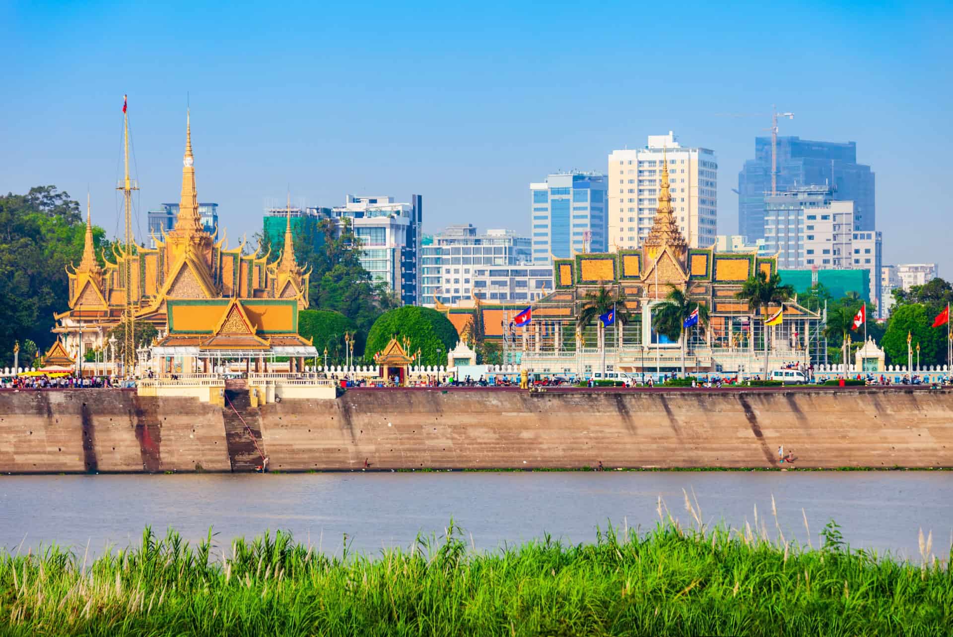 phnom penh riverside
