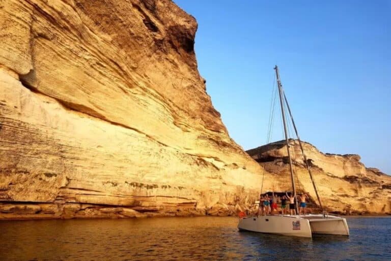 Croisière en catamaran dans la réserve au coucher de soleil
