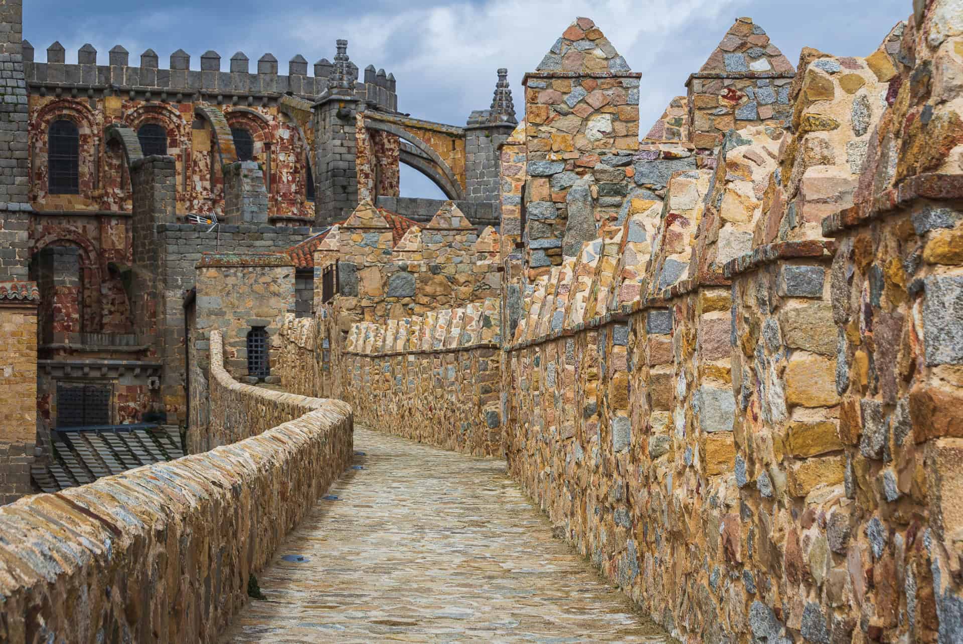 remparts avila espagne