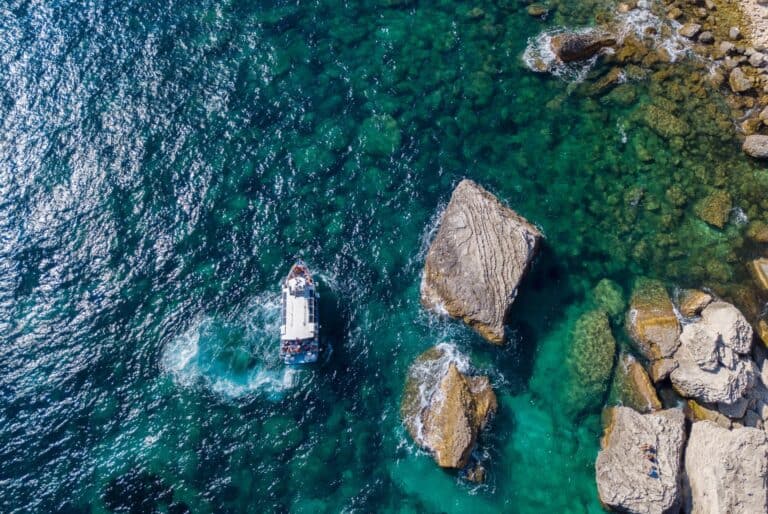 Tour en bateau dans la Réserve naturelle des Bouches