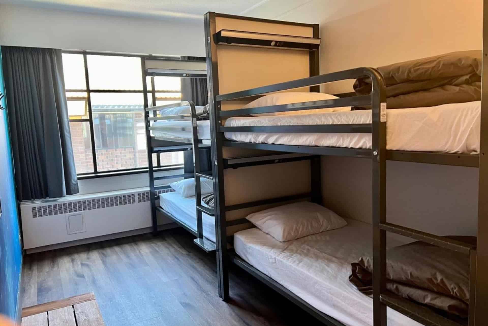 hi vancouver downtown