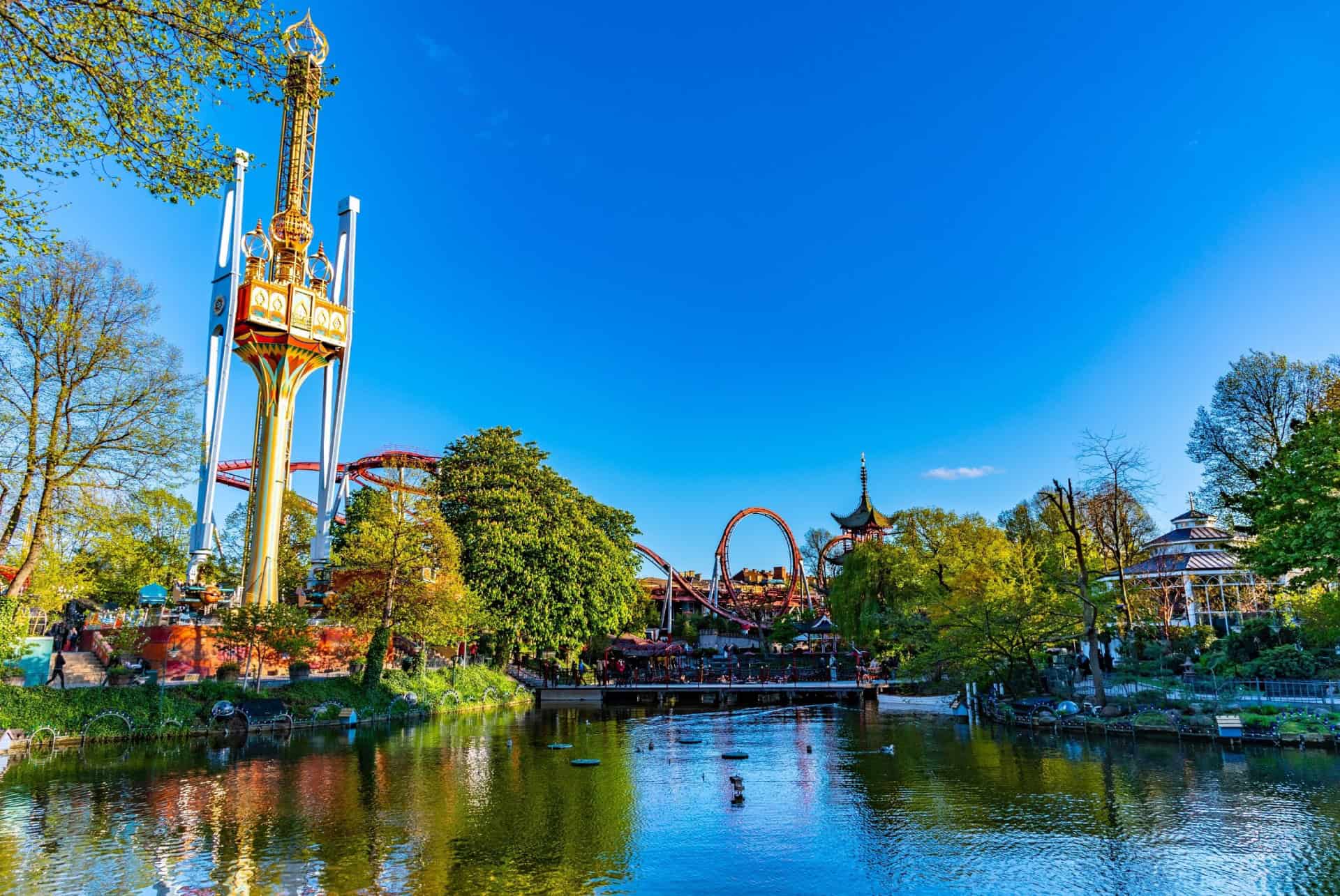 parc tivoli copenhague en juin