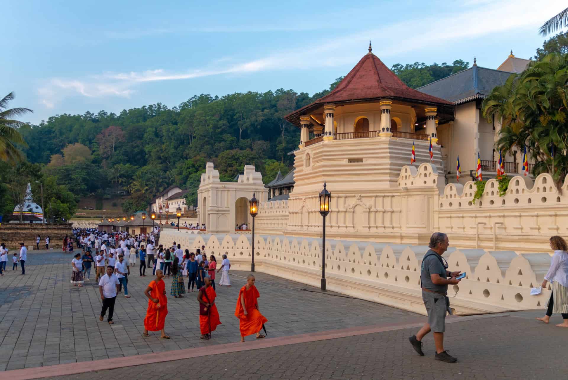 temple de la dent kandy sri lanka en aout