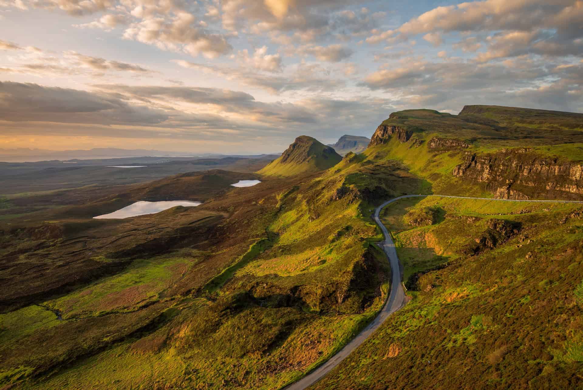 coucher de soleil dans les highlands en ecosse