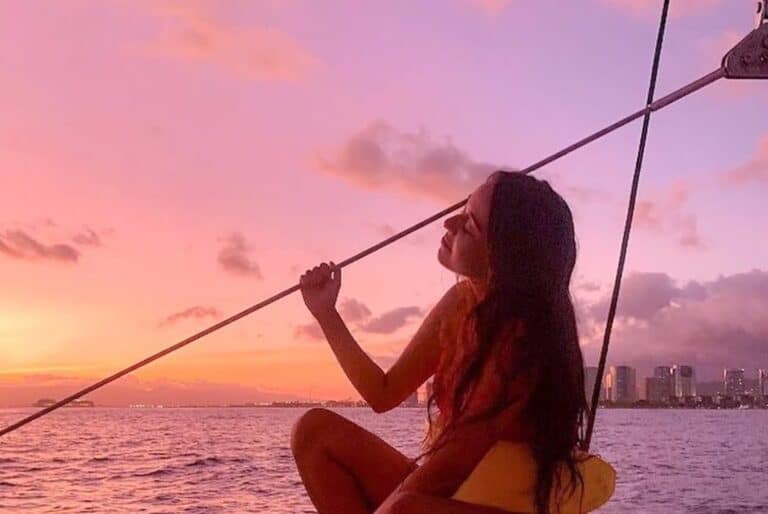 Croisière en catamaran au coucher du soleil à Waikiki