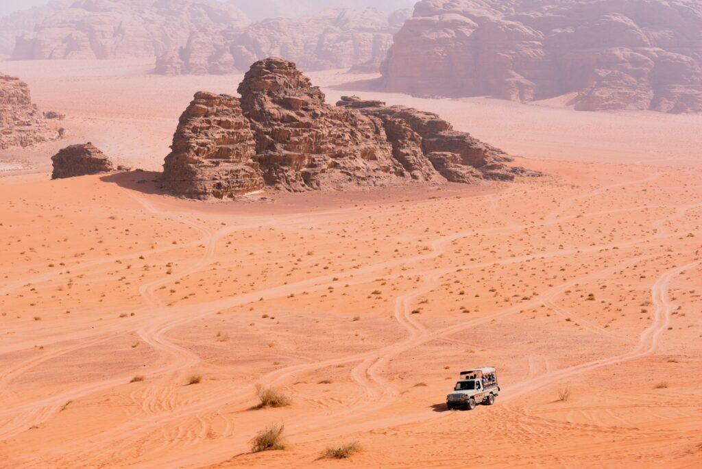 wadi rum jeep