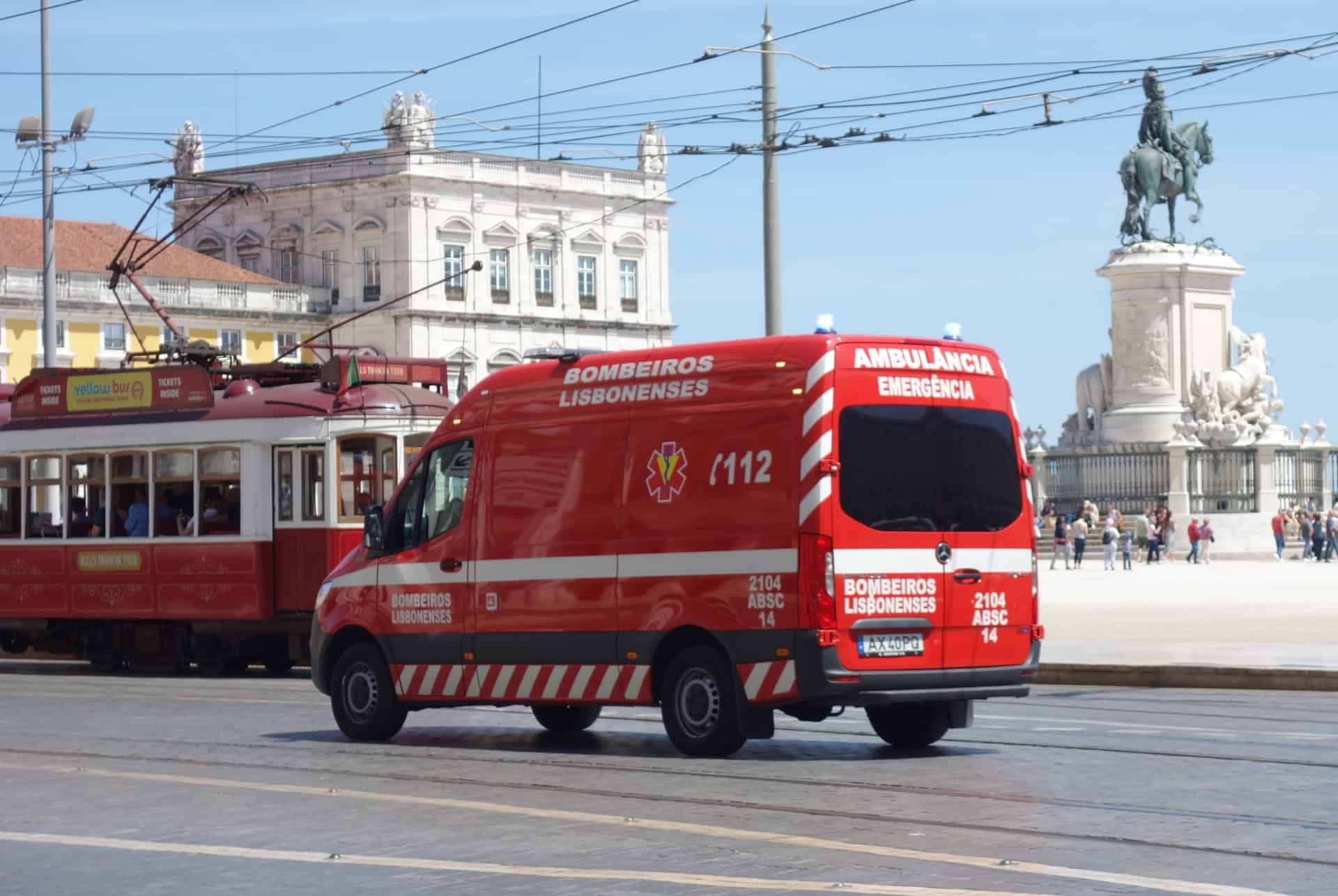 ambulance portugal