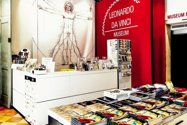 Entrée au musée Léonard de Vinci